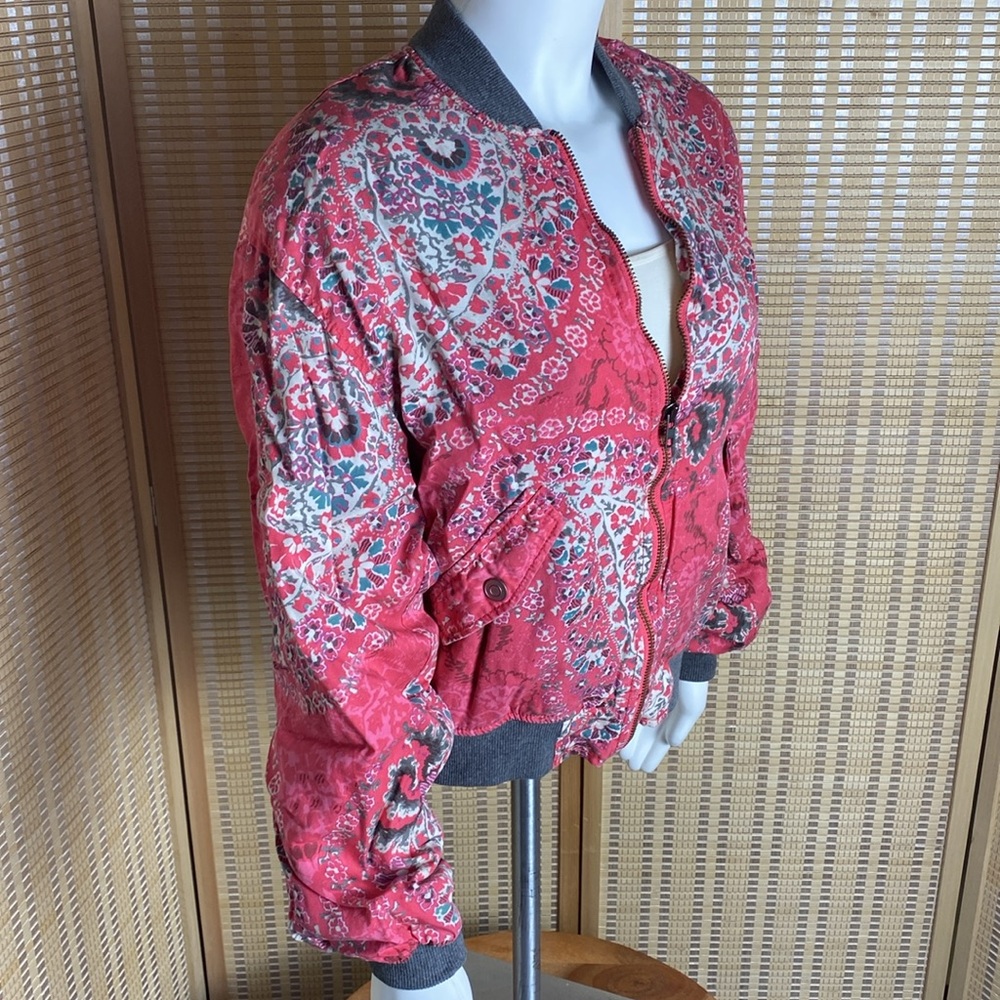 Free People Boho Woman’s XS Daytrip Pink Shabby Chic Bomber Jacket - Picture 4 of 8